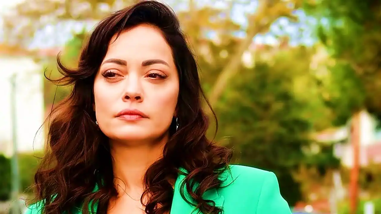 O Kız 9. Bölüm Fragmanı