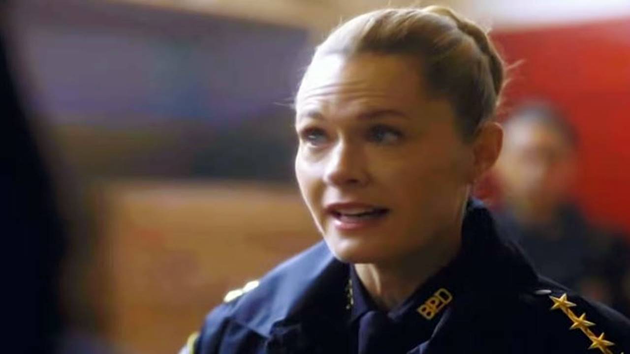 Boston Blue 1 Sezon 11 Bölüm Fragmanı