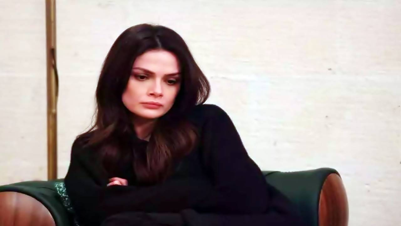 Uzak Şehir 53 Bölüm Fragmanı